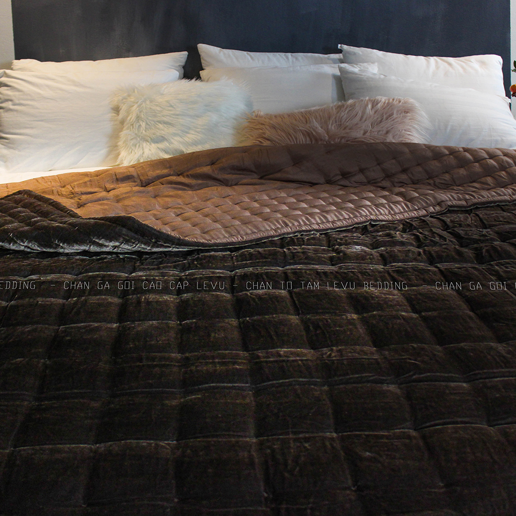Chăn Nhung Lụa Chần Bông Điều Hòa Cao Cấp Dùng Bốn Mùa - Chăn Khâu Sa Hạt Màu Coffee Blue I Silk Velvet Blanket.