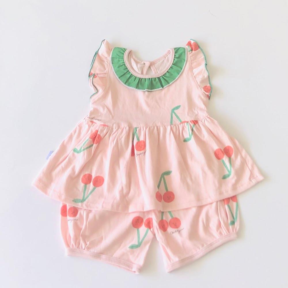 Bộ quần áo ngắn bé gái họa tiết Cherry hồng thun cotton - AICDBGYLNWKB - AIN Closet