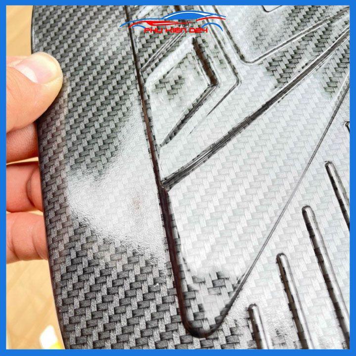 Ốp nắp xăng Tucson 2022-2023 vân cacbon, mạ crom bảo vệ chống trầy trang trí ô tô