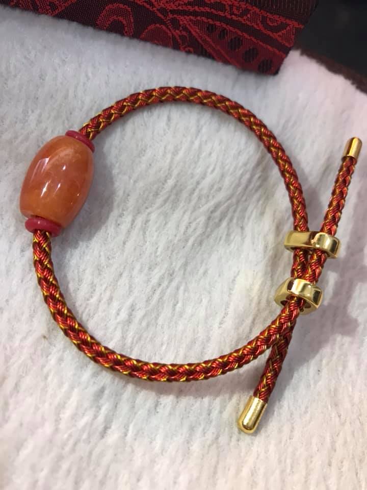VÒNG NỮ KIỂU LU THỐNG CAM ĐỎ DÂY ĐỎ MAY MẮN CỰC KỲ XINH XẮN NỮ MỆNH HỎA MỆNH THỔ VÒNG FREESIZE NỮ ĐEO ĐƯỢC HẾT Ạ