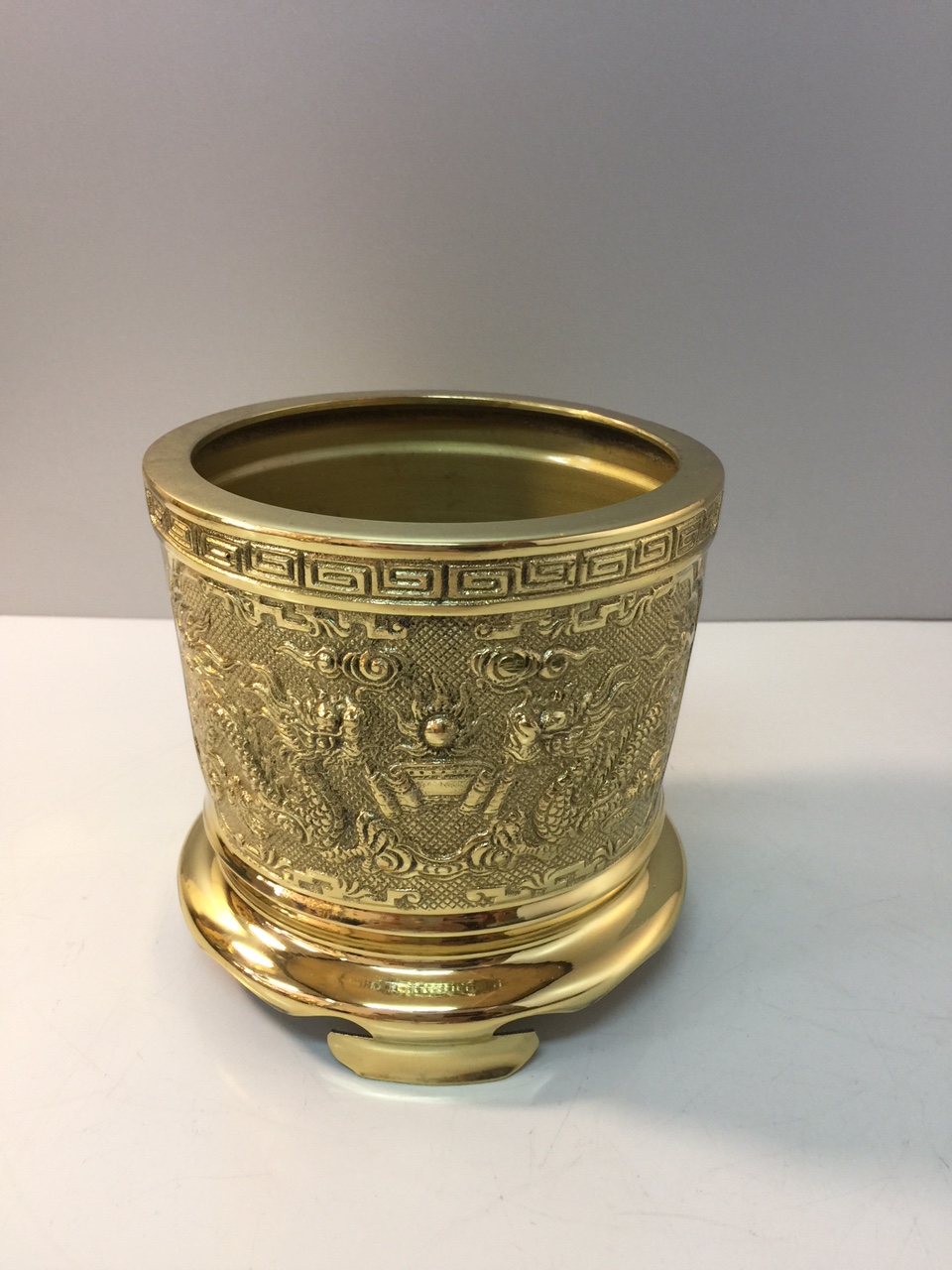 Đồ thờ cúng bằng đồng, Bát hương chất liệu Đồng Vàng ( 2 mặt rồng và phượng )