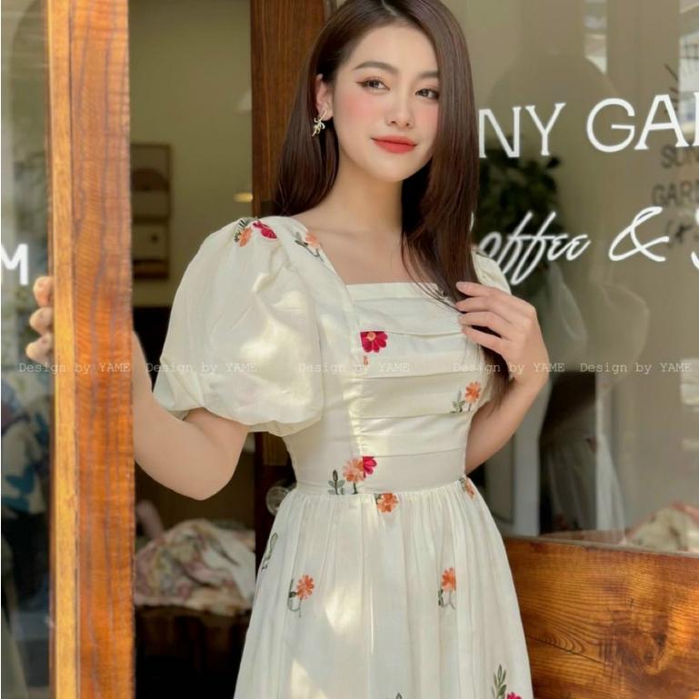 Đầm váy nữ hoa cổ vuông tay bồng dự tiệc màu trắng nhẹ nhàng