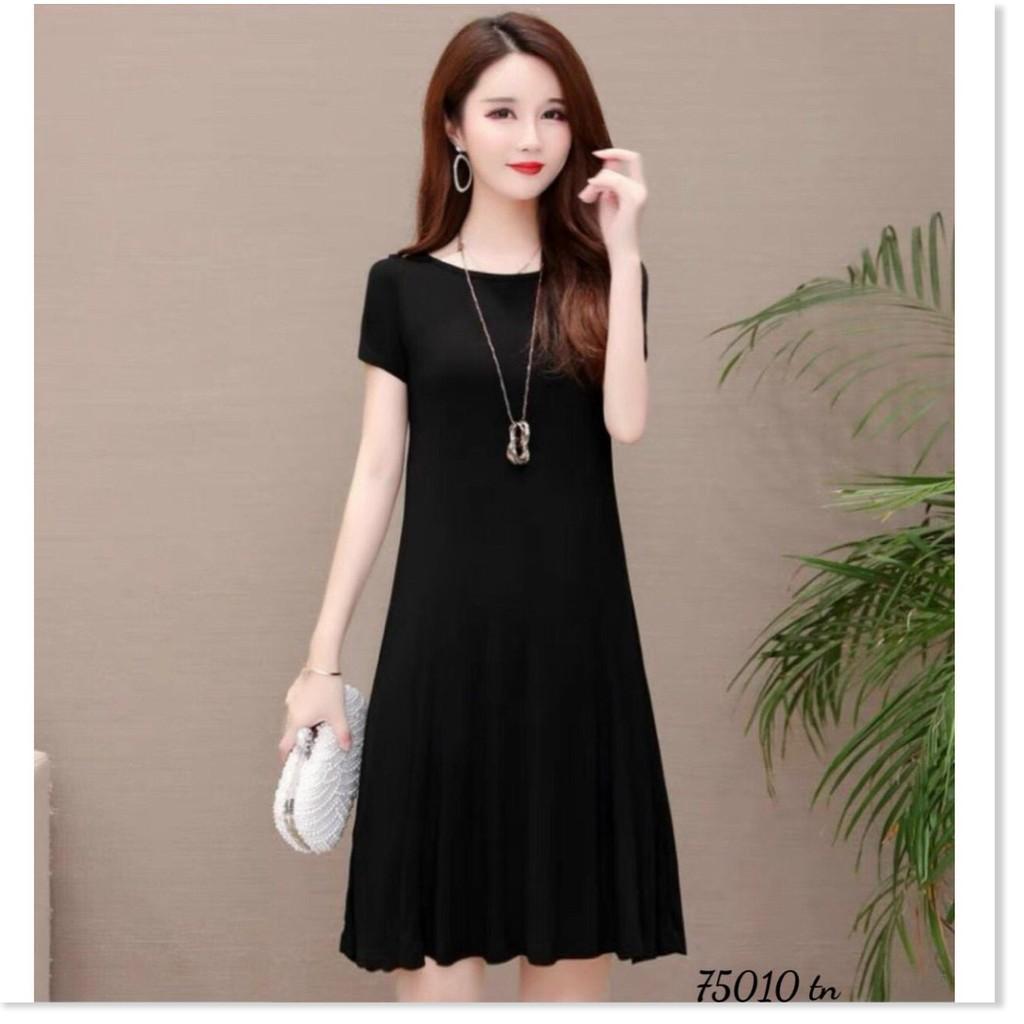ĐẦM ĐŨI HỌA TIẾT TRƠN NHƯNG KHÔNG KÉM PHẦN SANG TRỌNG