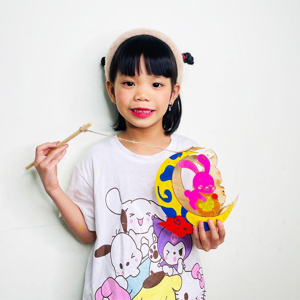 Lồng Đèn Sáng Tạo - Thỏ Con Bên Trăng - Giftbrand GB08