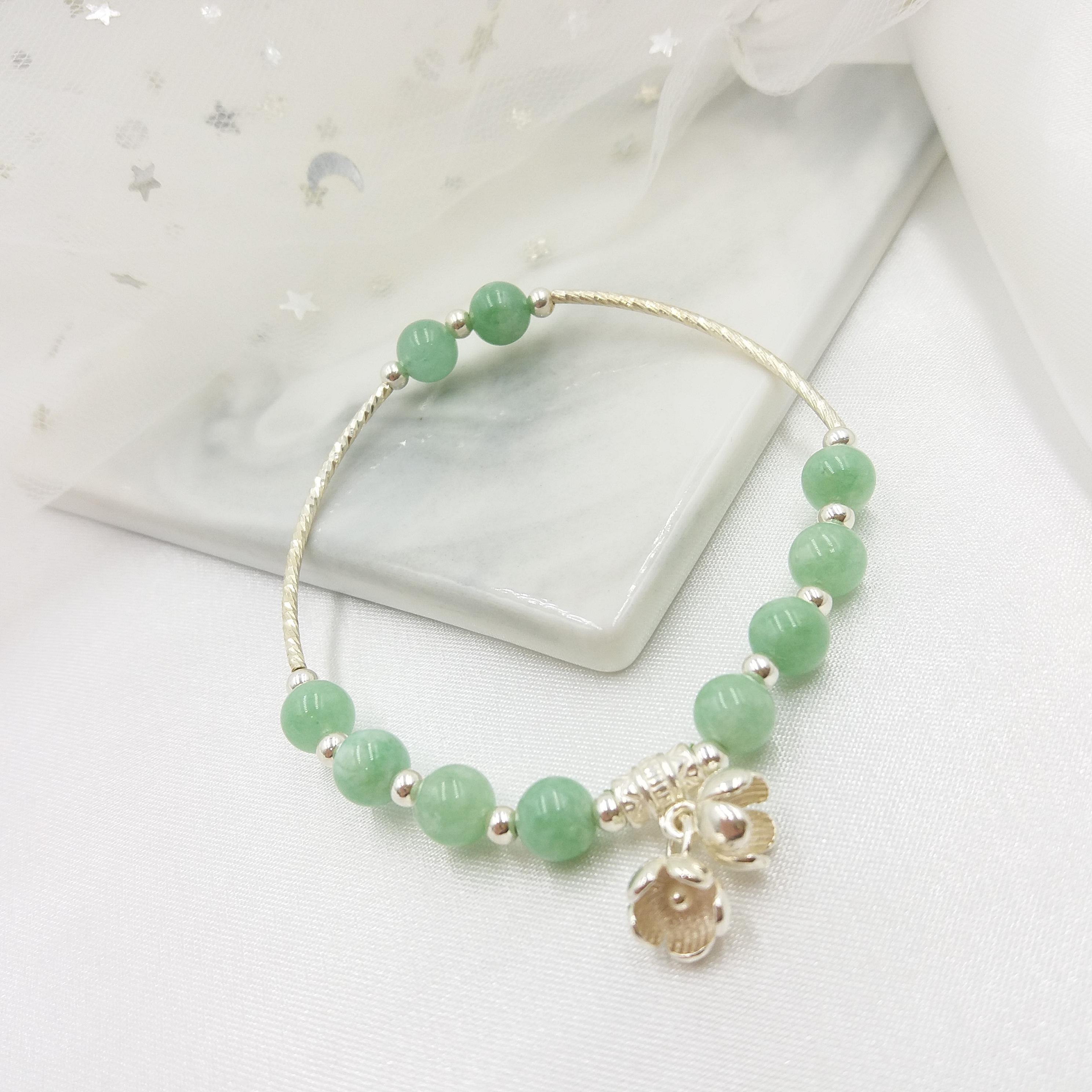 Vòng Tay Thập Lý Đào Hoa Đá Cẩm Thạch Xanh Lá Phối Charm Bạc 925