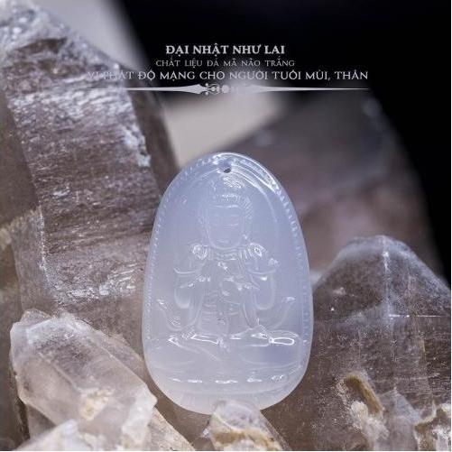 Mặt dây chuyền Đại Nhật Như Lai Mã Não Trắng tự nhiên - Phật Độ Mạng cho người tuổi Mùi, Thân - PBMWAGA06