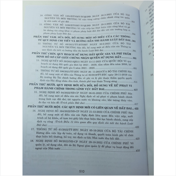 Sách Hướng Dẫn Thi Hành Luật Đất Đai - Quy Định Điều Kiện, Tiêu Chí Cho Phép Chuyển Mục Đích Sử Dụng Đất Trồng Lúa, Rừng Phòng Hộ, Rừng Đặc Dụng - V2220D