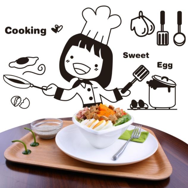 Decal trang trí tường - Cô gái bếp trưởng
