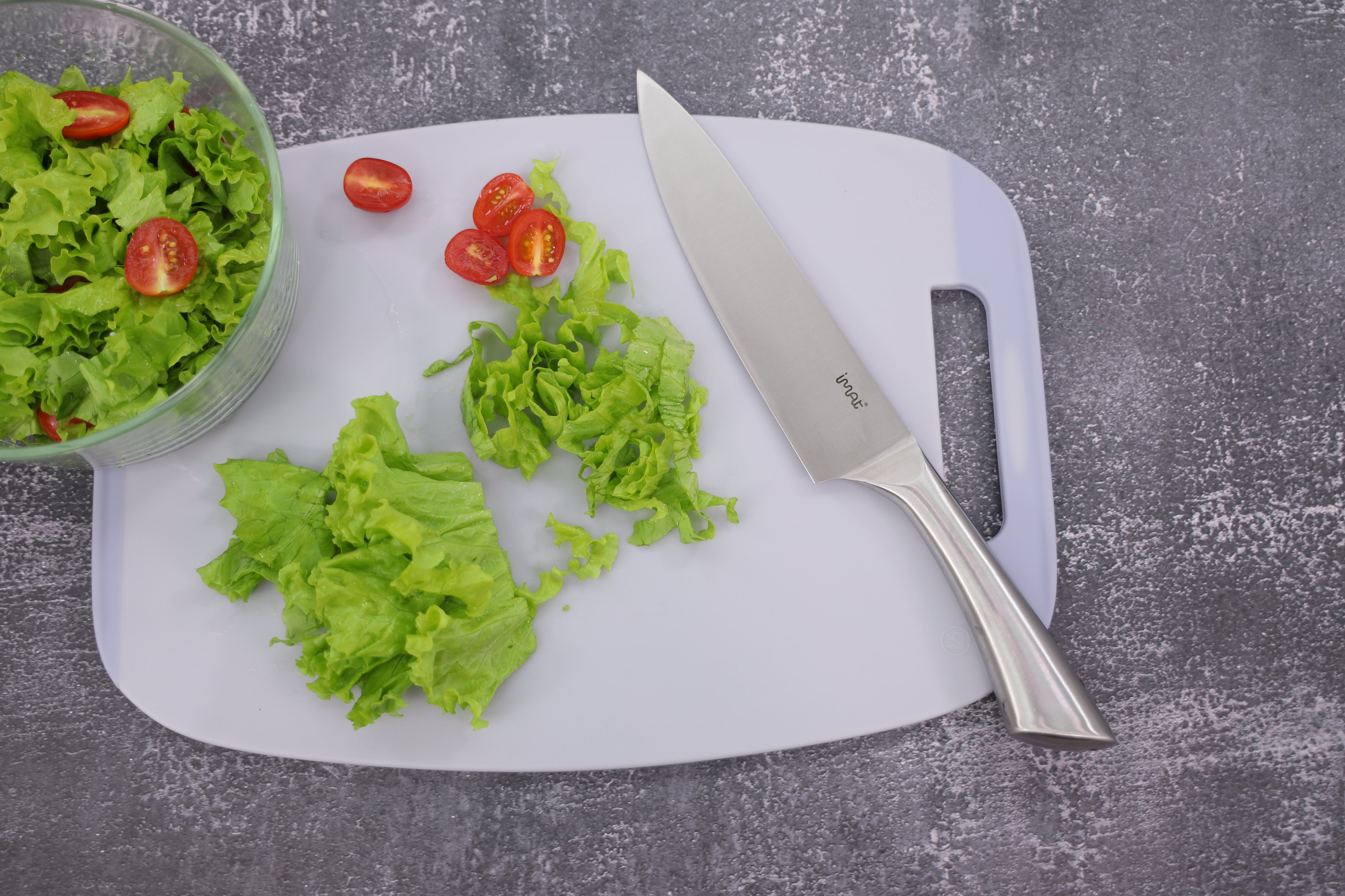 Dao Chef iMat bằng Inox 430, lưỡi thép Cacbon chống mài mòn