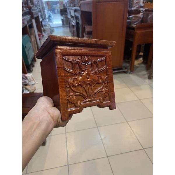 Đôn vuông đục sen, đôn kê tượng