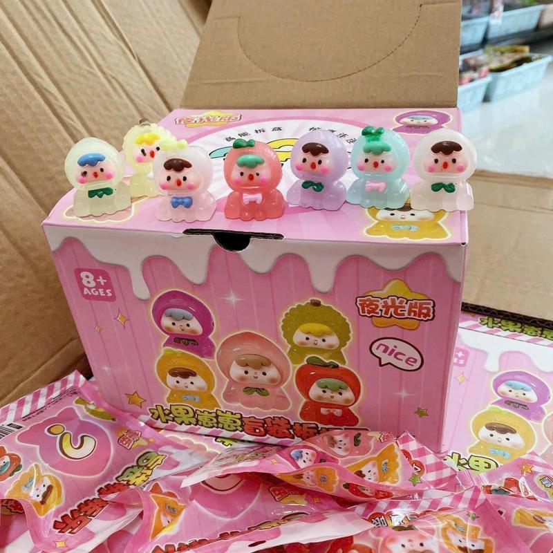 Hộp quà unbox túi mù dễ thương gồm 32 chi tiết