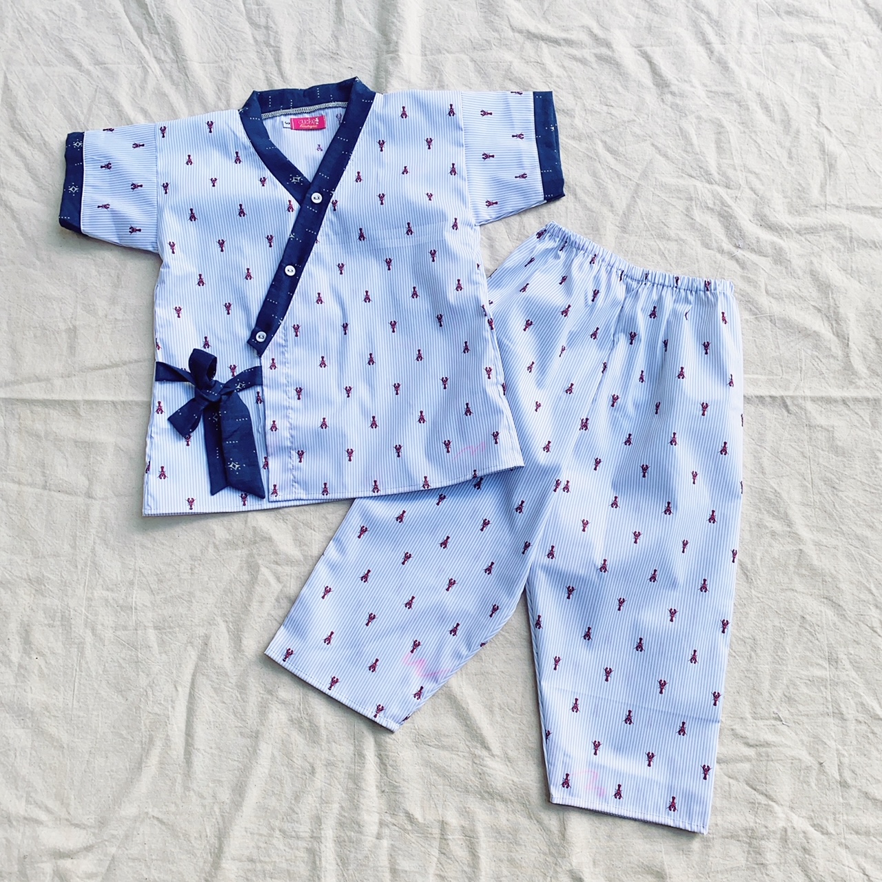 Yukata bé trai  in tôm hùm