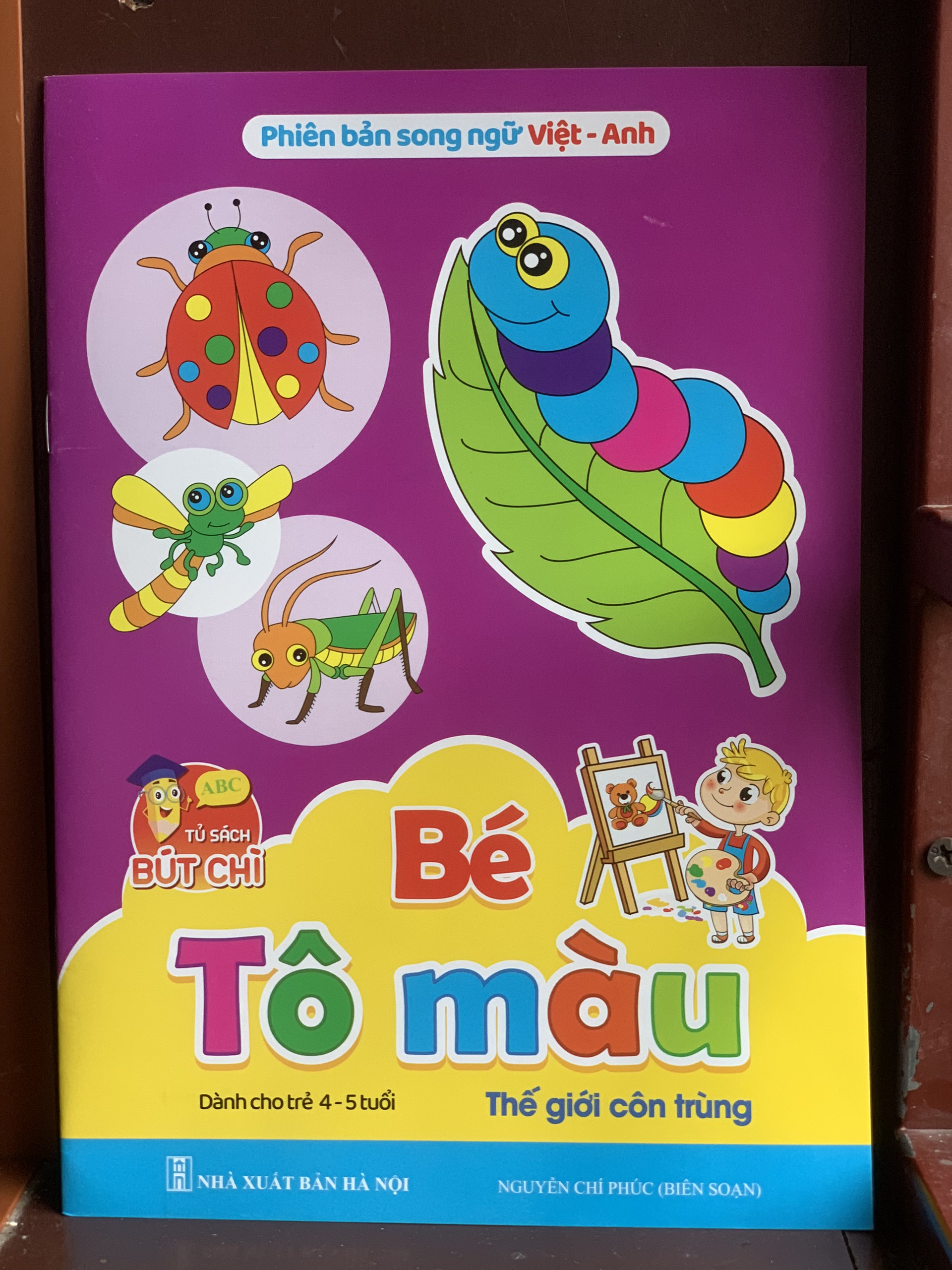 Bộ sách bé tập tô màu nhiều chủ đề song ngữ Việt Anh cho trẻ từ 4-6 tuổi