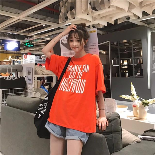 Áo thun tay lỡ form rộng