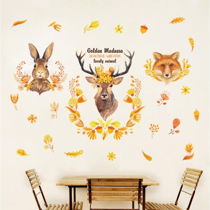Decal trang trí tường - Đầu Nai các nhân vật độc đáo GOLDEN MADNESS