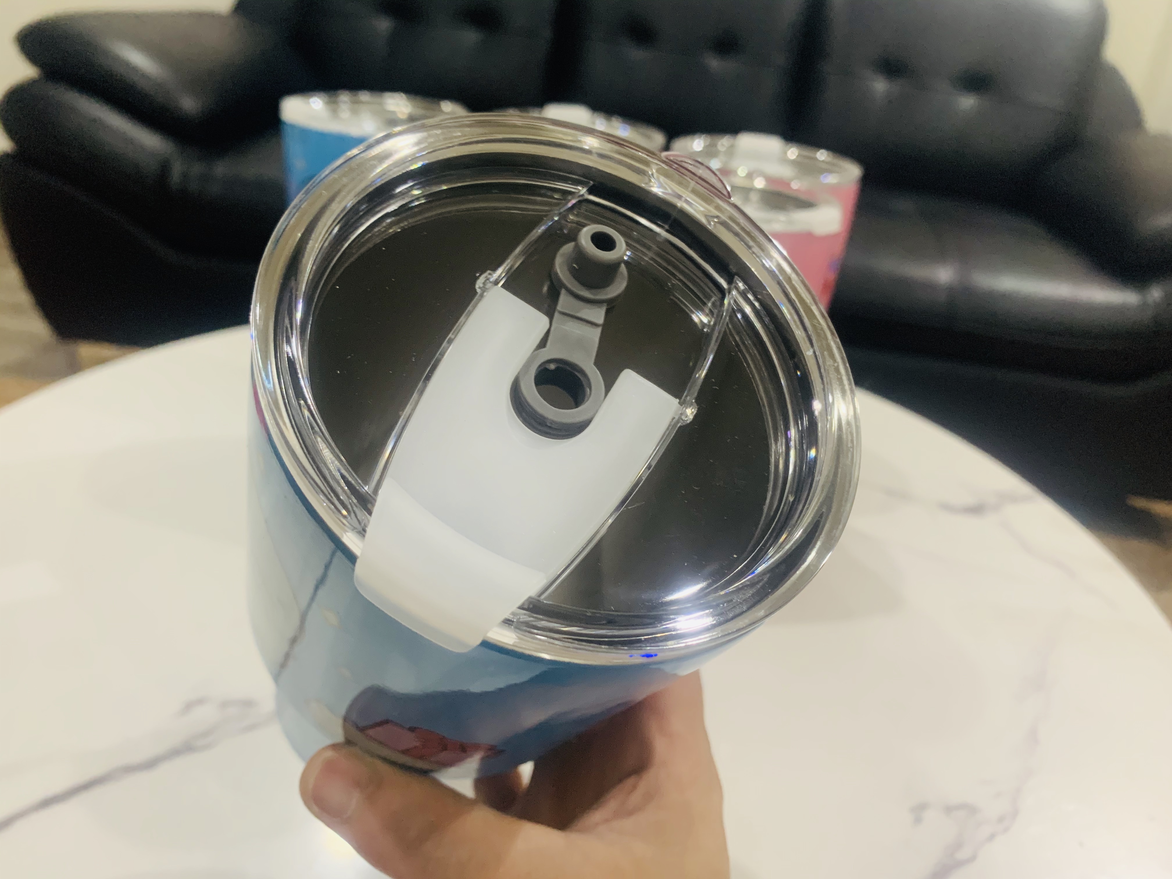 Cốc giữ nhiệt Thái Lan 900ml kèm 2 ống hút, túi đựng và cọ rửa cao cấp