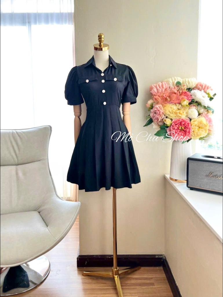 Đầm sơmi xoè xếp ly đính nút