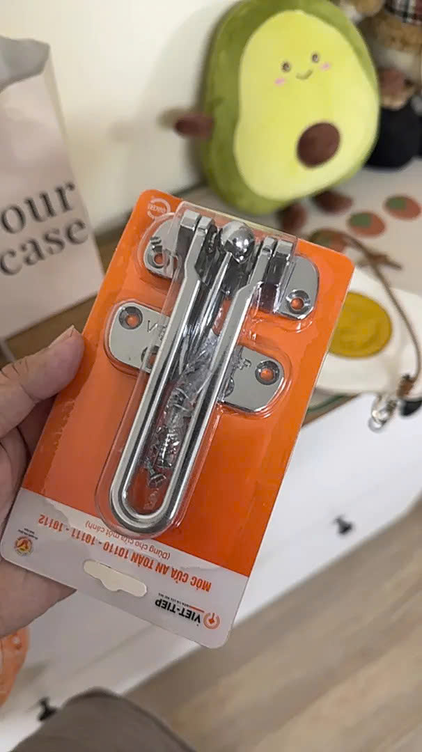 Chốt khóa cửa trượt an toàn cho căn hộ phòng ngủ Home