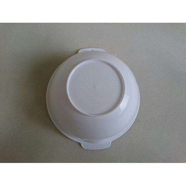 Chậu kèm rổ màu trắng trơn 700ml có tay cầm đường kính 16cm Nội địa Nhật Bản