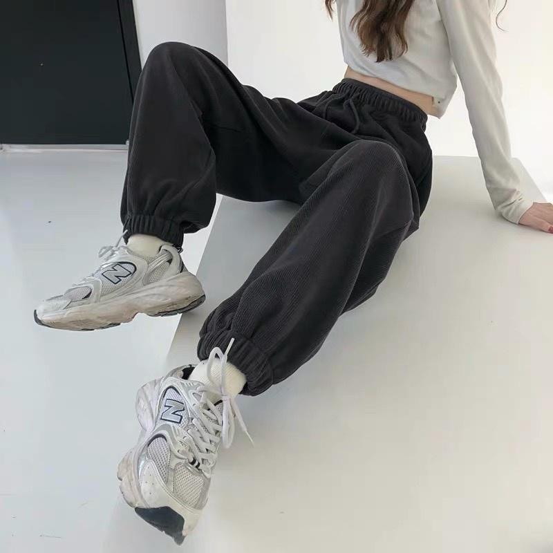 Quần jogger nữ trơn from quần ống rộng chun gấu vải nỉ ép không xù