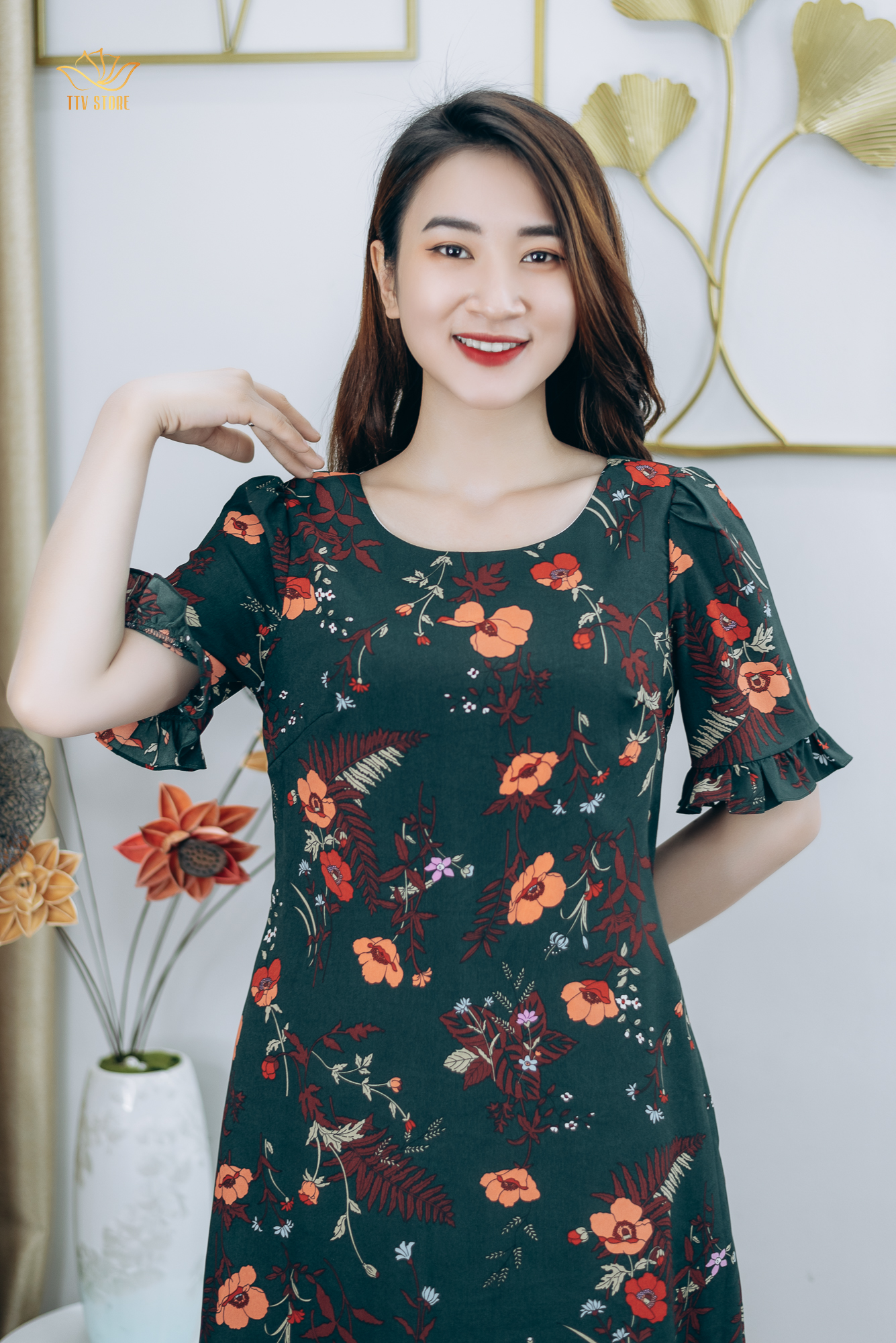 Đầm suông thiết kế trung niên sang trọng Cổ tròn tay nhún bèo màu Xanh hoa TTV STORE TTV1246