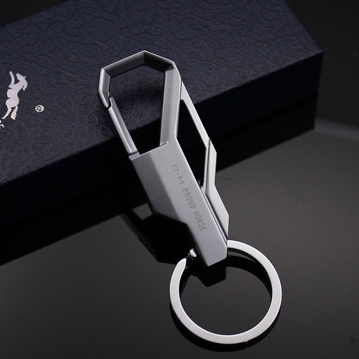 Móc Khoá Xe Máy Nam Proud Horse INOX Cao Cấp Có Chốt Đeo Thắt Lưng