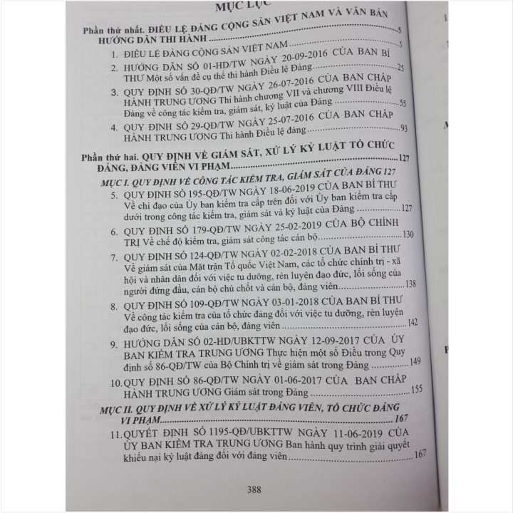 Sách Điều Lệ Đảng và Văn Bản Hướng Dẫn Thi Hành - V1879D