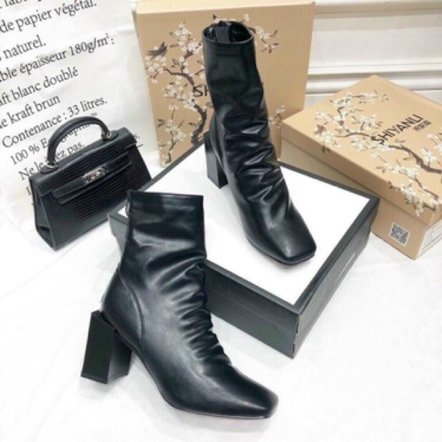 Boots Nữ kiểu dáng Hàn Quốc siêu đẹp