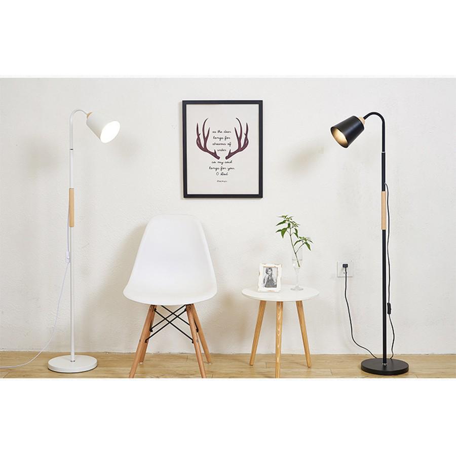 Đèn cây đứng trang trí nội thất phòng khách SOLOCHI DC9020 - Kèm bóng LED bảo vệ thị lực tốt
