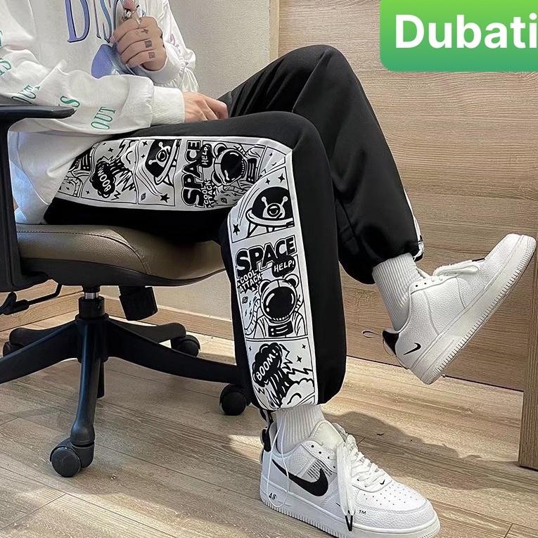 QUẦN JOGGER NAM NỮ UNISEX CHẤT NỈ DÀY DA CÁ ỐNG SUÔNG RỘNG BOOM SPACE RÚT DÂY PHONG CÁCH CAO CẤP NEW - DUBATI FASHION