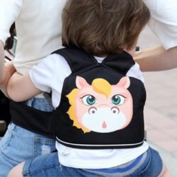 Đai an toàn cho bé đi xe máy |