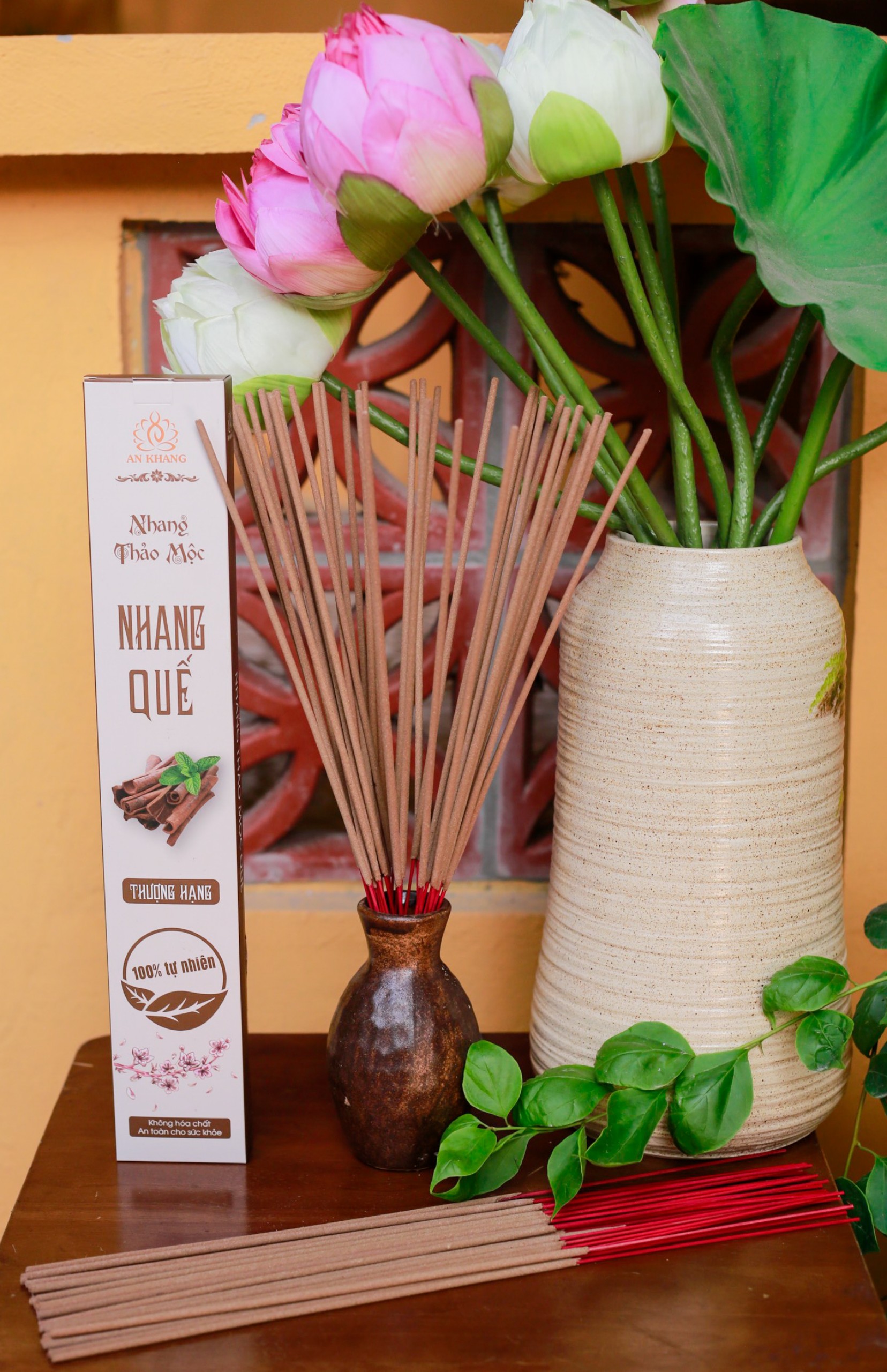 Hộp 100 nén nhang Quế, dài 38cm -không sử dụng hóa chất, ít khói, mùi hương dịu nhẹ