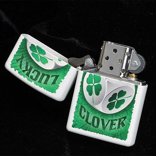 Bật Lửa Zippo 28298 Lucky Clover Dice White Matte