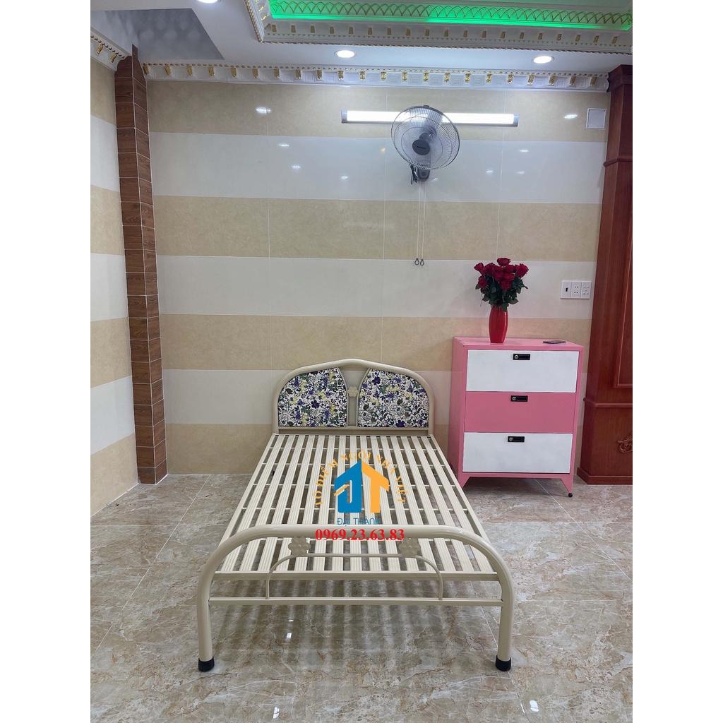 Giường sắt kiểu tròn giá rẻ sài gòn 1m x 2m