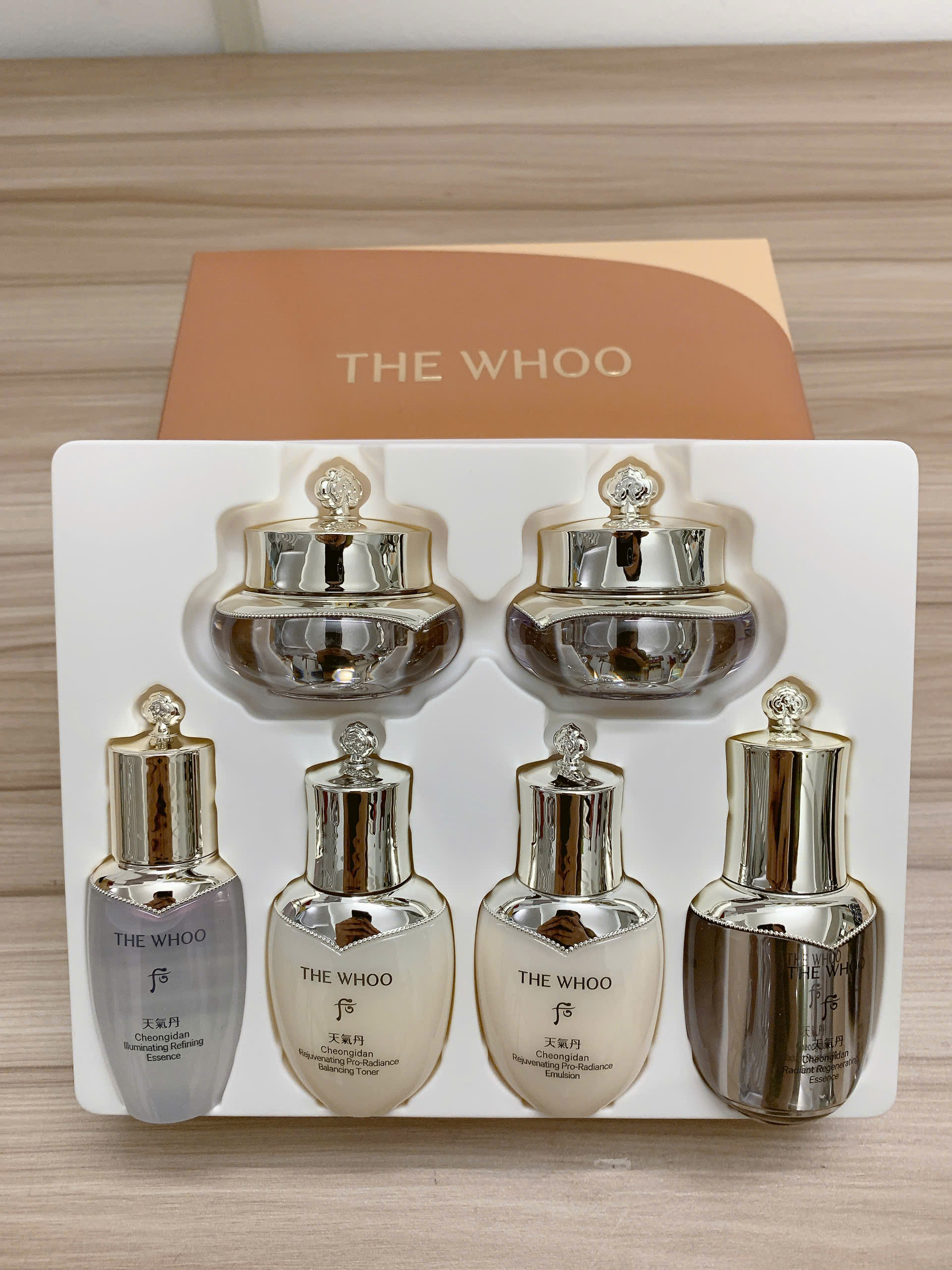 Bộ Dưỡng Tái Sinh Da Đông Y The History Of Whoo Cheongidan 6pcs GWP
