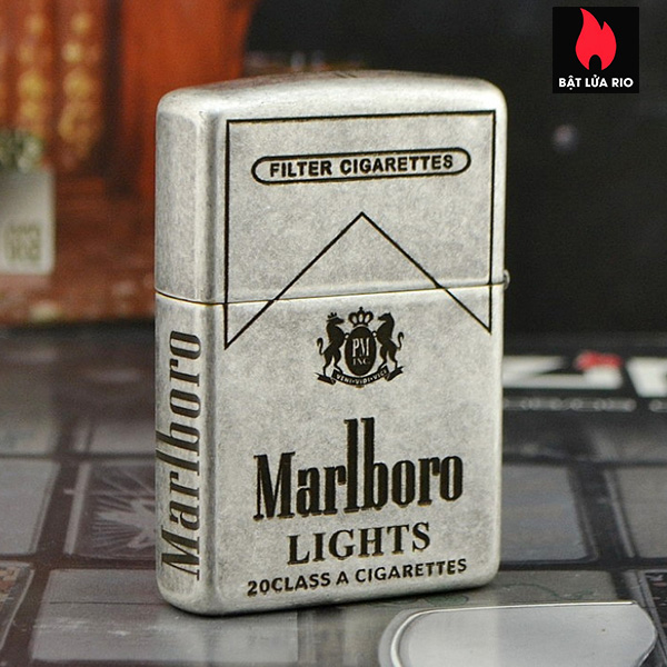 Bật Lửa Zippo Bạc Giả Cổ 121Fb Khắc Marlboro Light 5 Mặt – Zippo 121Fb.Marl