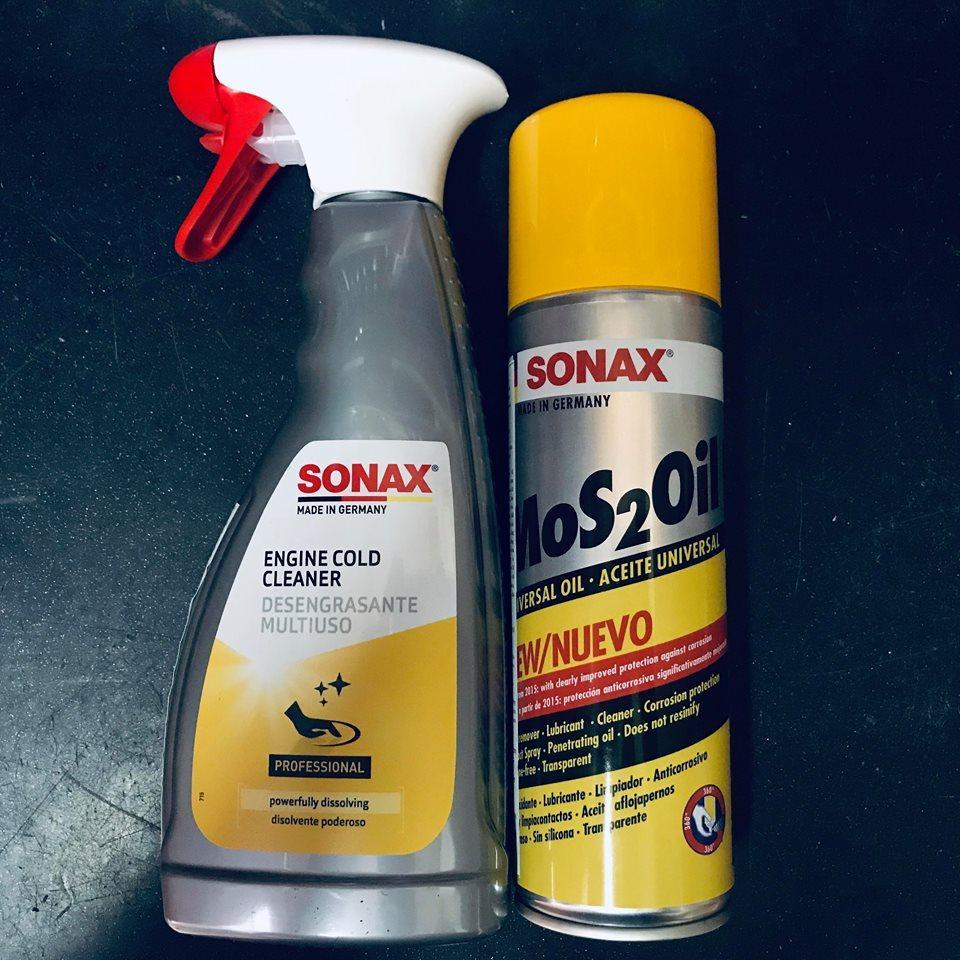 Combo Vệ sinh động cơ Sonax Engine Cold Cleaner &amp; Dầu phủ bảo vệ Sonax Mos2Oil 400ml