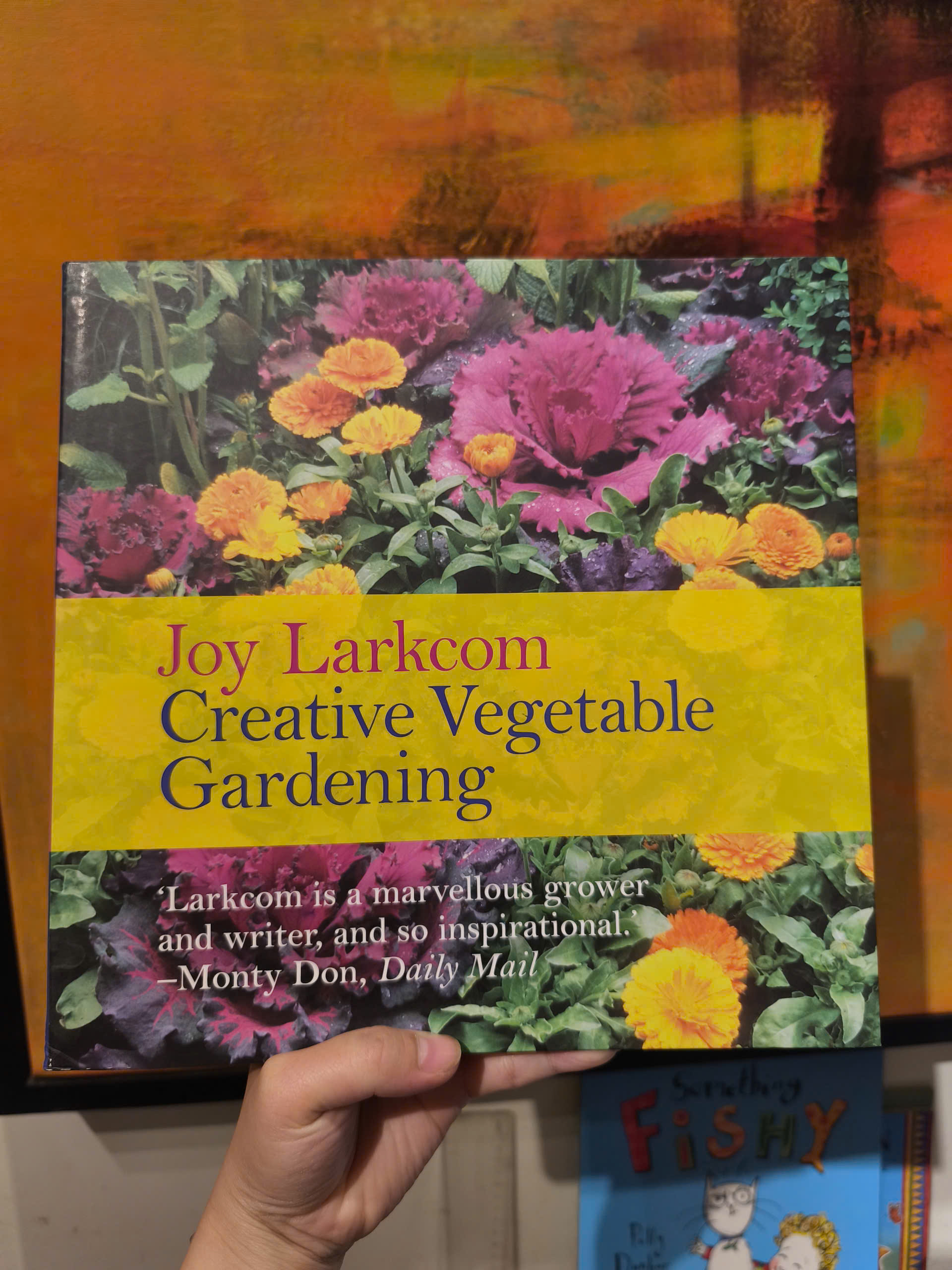 Sách - Creative Vegetable Gardening by Joy Larkcom