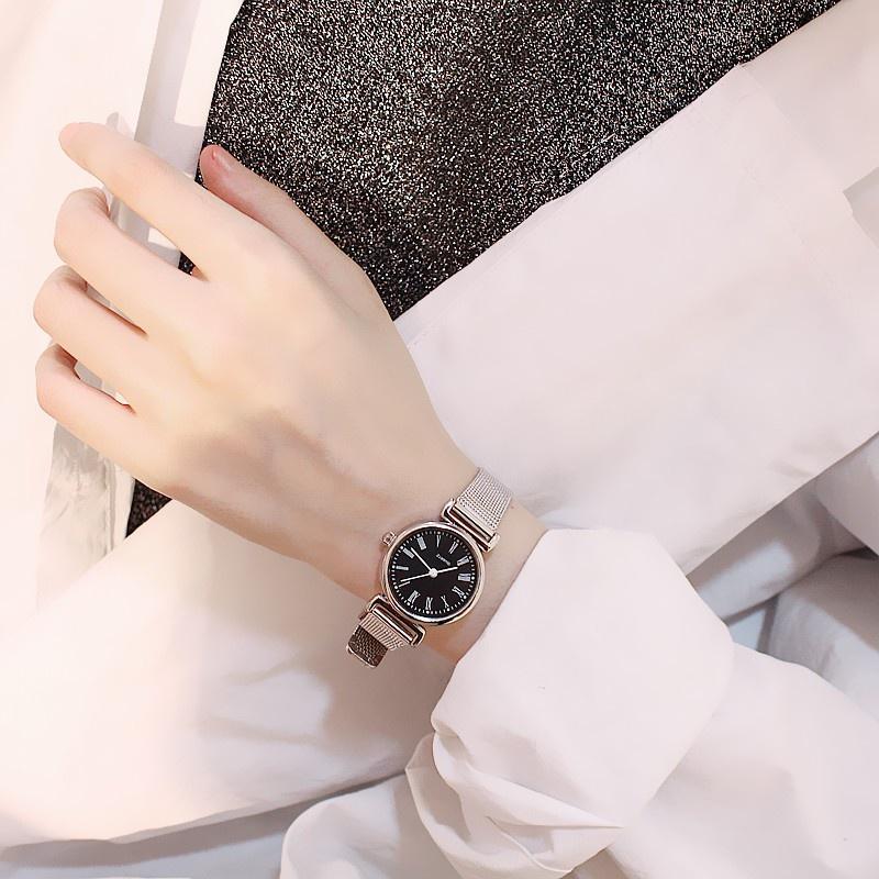 Đồng hồ đeo tay thời trang nữ cao cấp Q.uartz dây kim loại siêu Hot