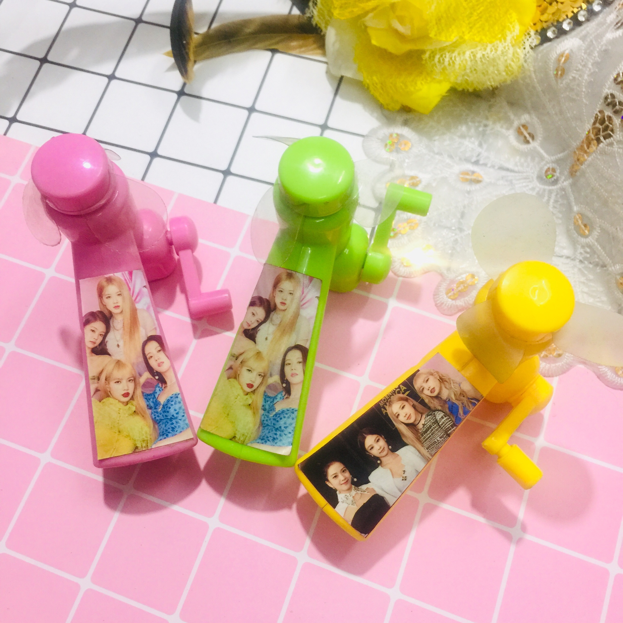 Qụat quay tay BLACKPINK