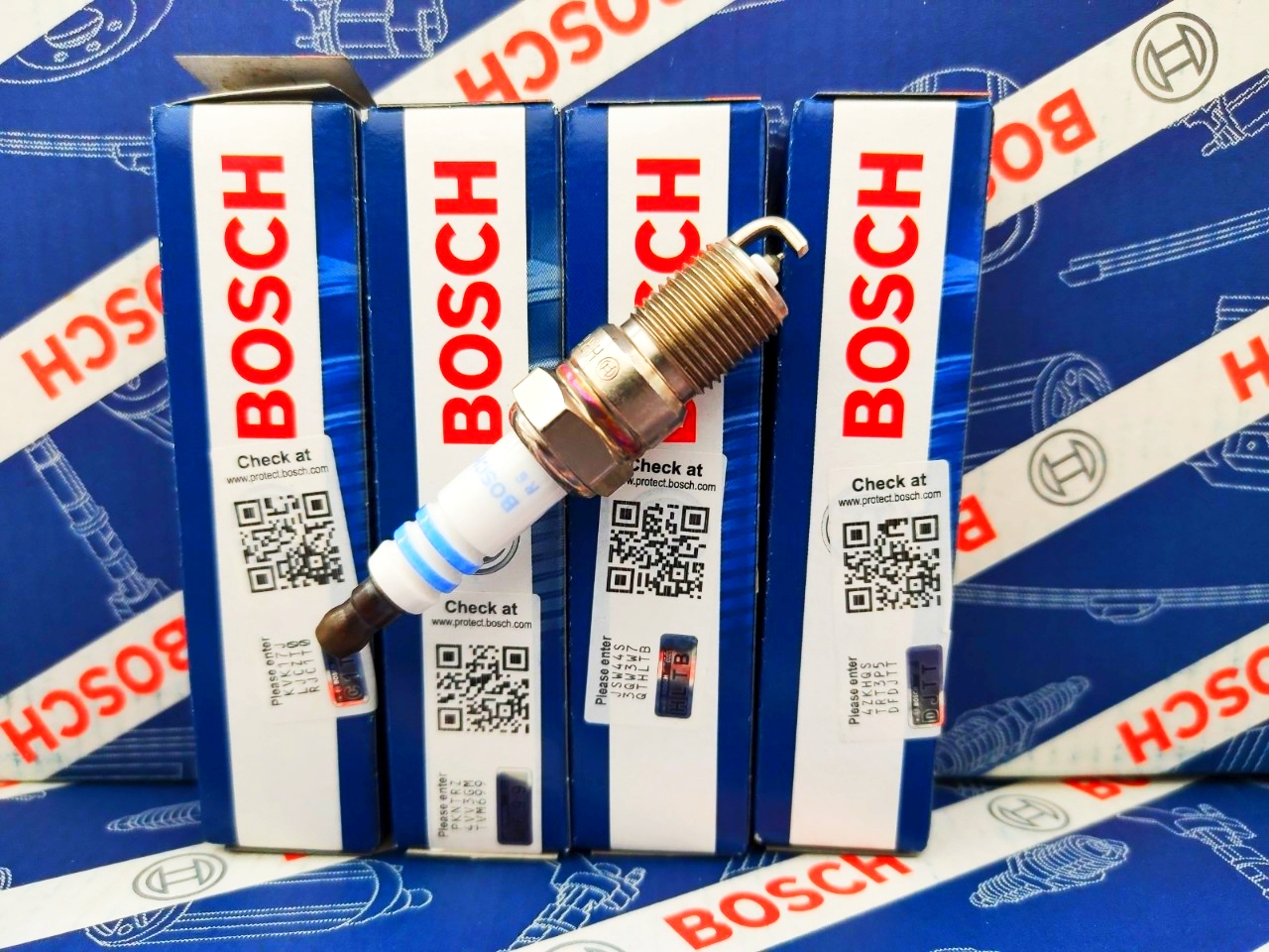 Bugi Bosch Chân Côn Ngắn Ford Escape Mondeo Focus Mazda 6 - HR7KPP33+