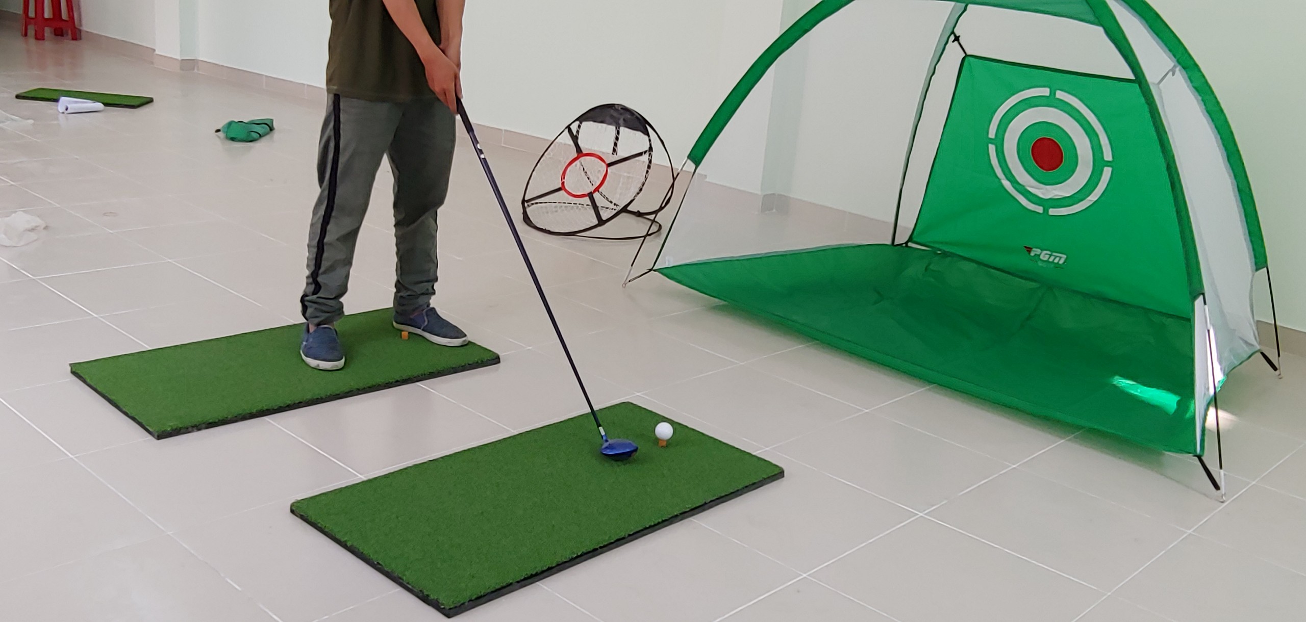 Bộ thảm tập golf + Lồng tập golf di động