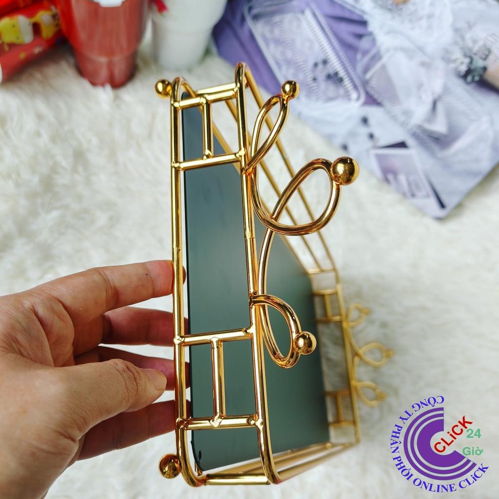 Khay trà đựng ấm chén cốc tách ly Kệ bình nước mạ vàng titan, mâm giá úp hình vương miện siêu sang
