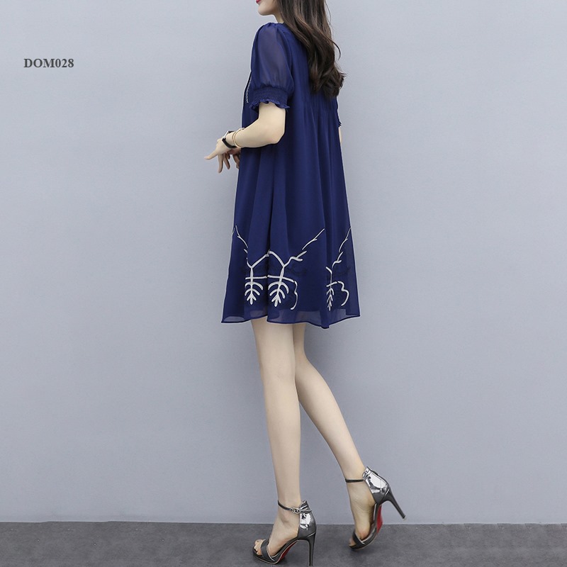 Váy suông nữ họa tiết độc đáo Còn size M (46-53)kg