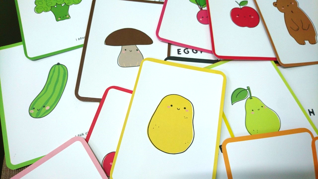 Bộ 30 thẻ học song ngữ (flashcard) dành cho trẻ 0-6 tuổi chủ đề rau củ quả + động vật (vegetables + fruits + animals)