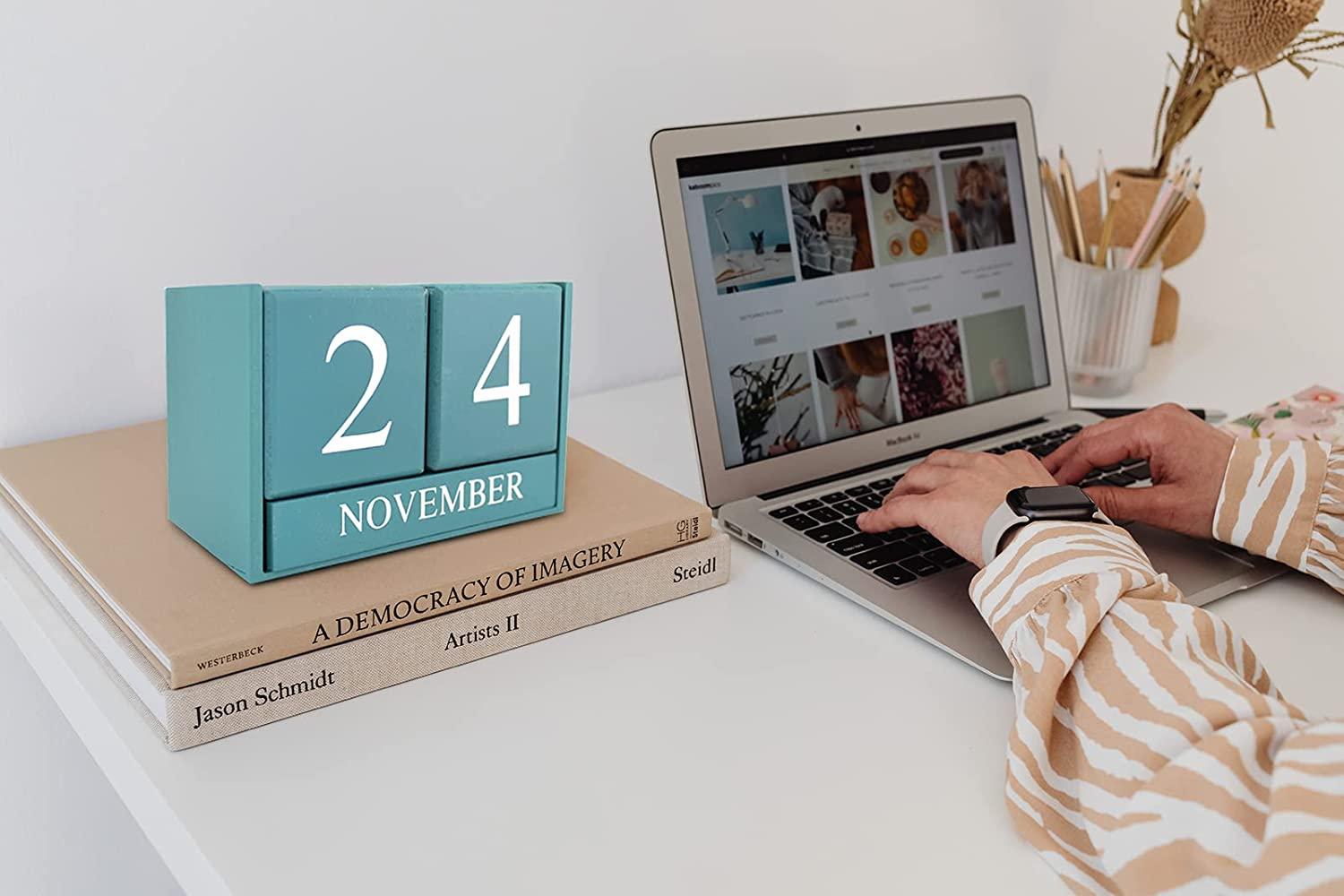 Lịch Gỗ Trang Trí Máy Tính Để Bàn Cho Văn Phòng Tại Nhà Khối Ngày Bàn Học