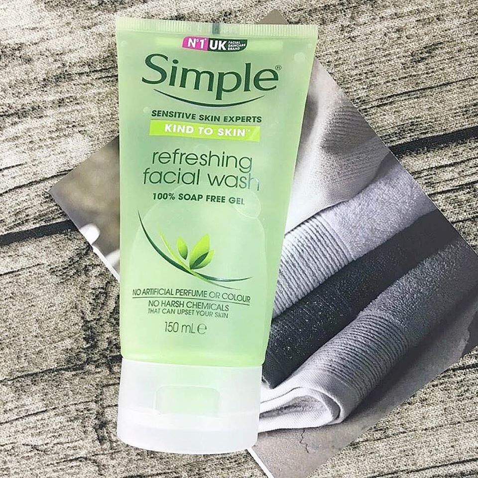 Sữa Rửa Mặt Dạng Gel Simple Refreshing (150ml) - 5011451103863