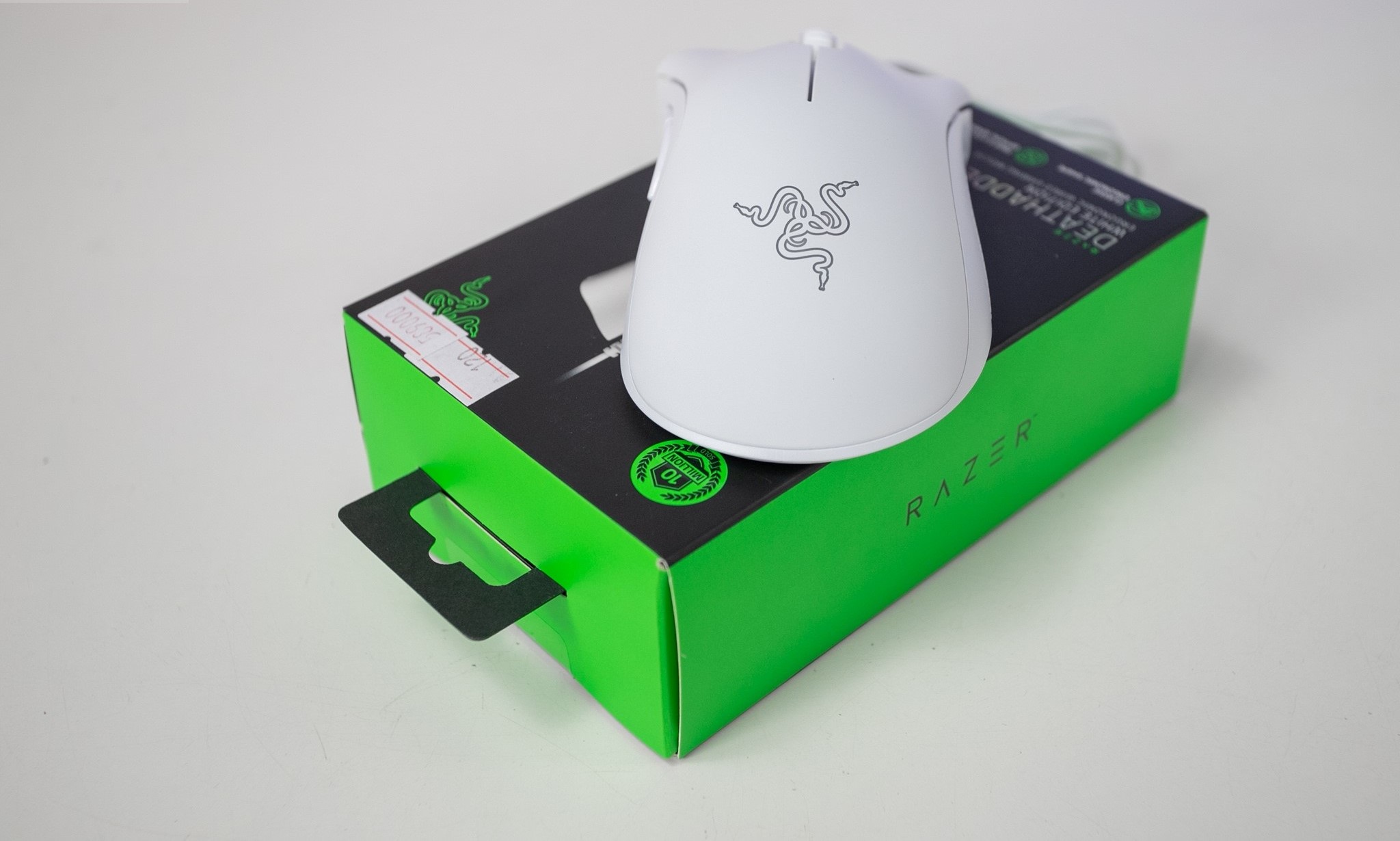 Chuột Razer DeathAdder Essential-Ergonomic Wired_Mới, hàng chính hãng