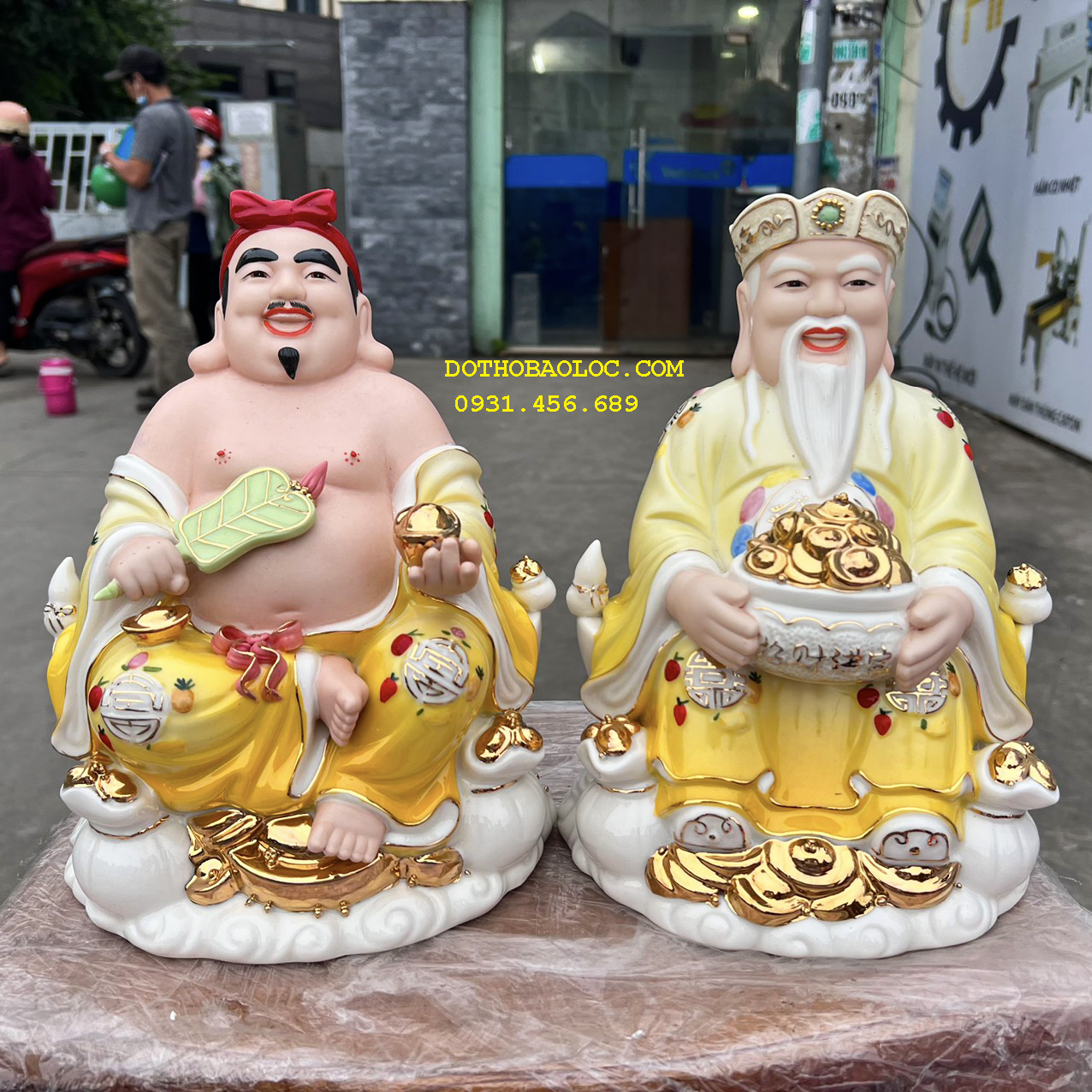 Tượng Thần Tài Thổ Địa sứ đức hóa cao cấp nhập khẩu Đài Loan cao 25cm – VÀNG
