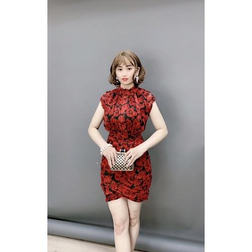 Đầm váy nữ thiết kế body hoa hồng